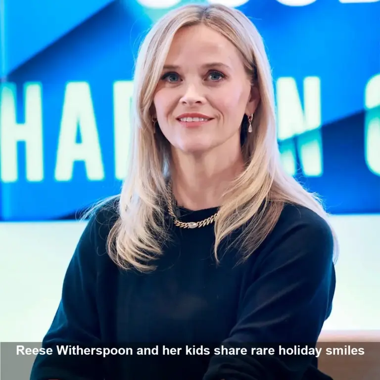 Reese Witherspoon’s Daughter Ava Stars in Holiday Photos